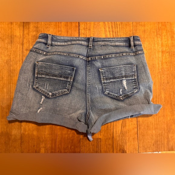 Lot of 3 — Venus Shorts, Size 14 GUC - Picture 4 of 7